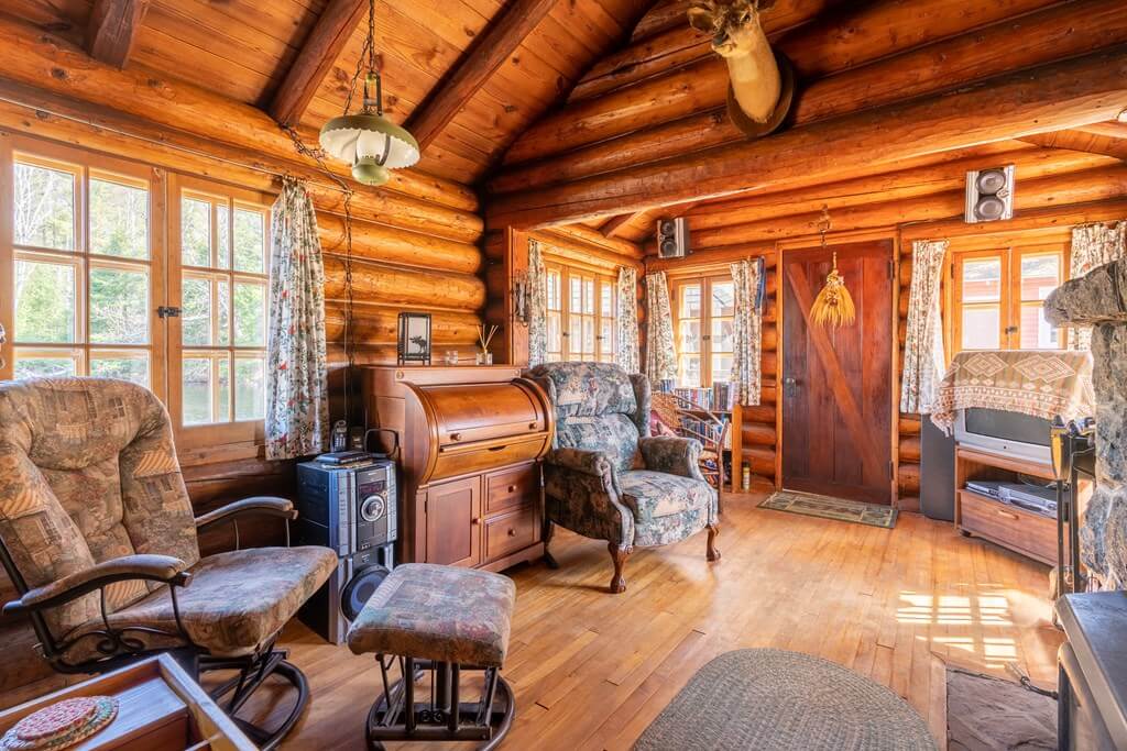 interior of cabin on knottingham road in ray brook ny
