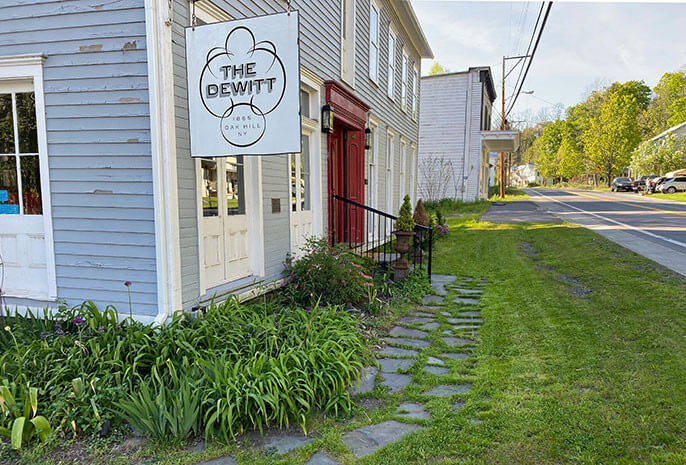 exterior of dewitt hotel durham ny