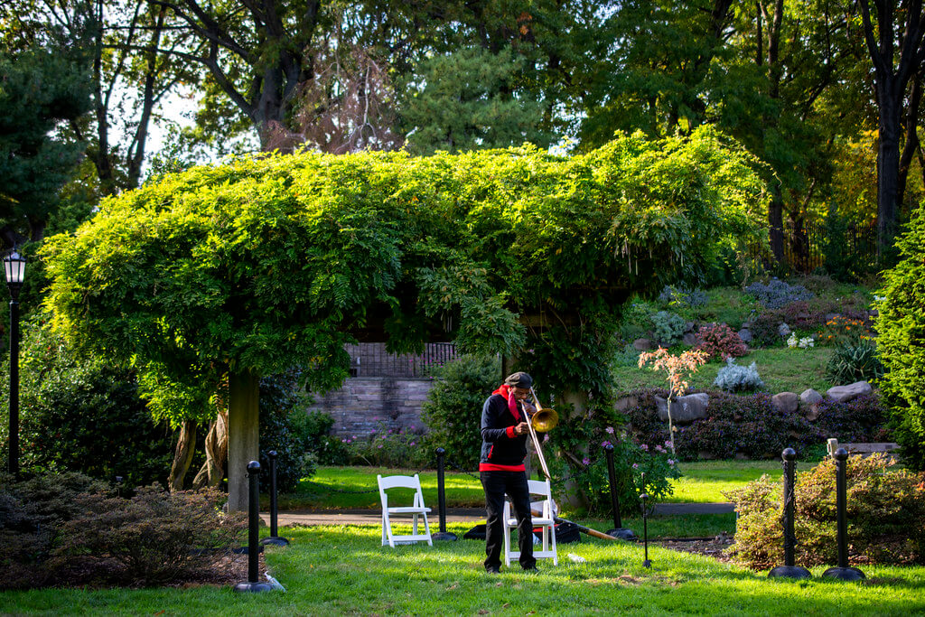 craig harris in brooklyn botanic garden