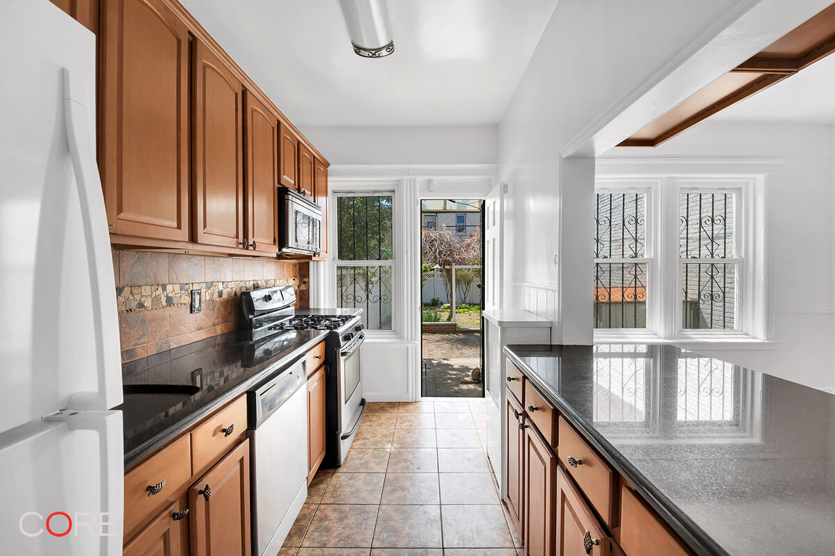 interior of 54 highland place cypress hills brooklyn