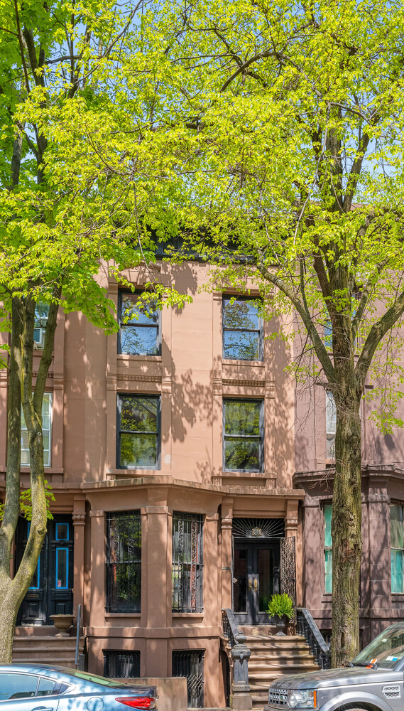 exterior of 35 prospect place in park slope brooklyn