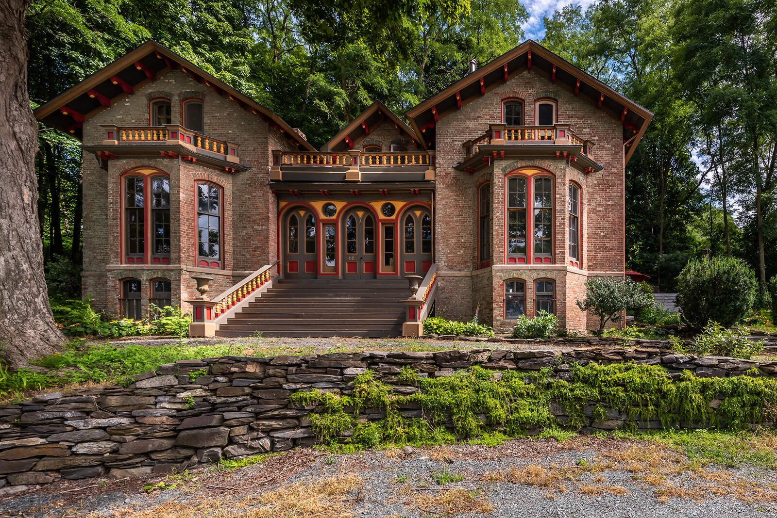 exterior of 66 riverview street in stuyvesant ny