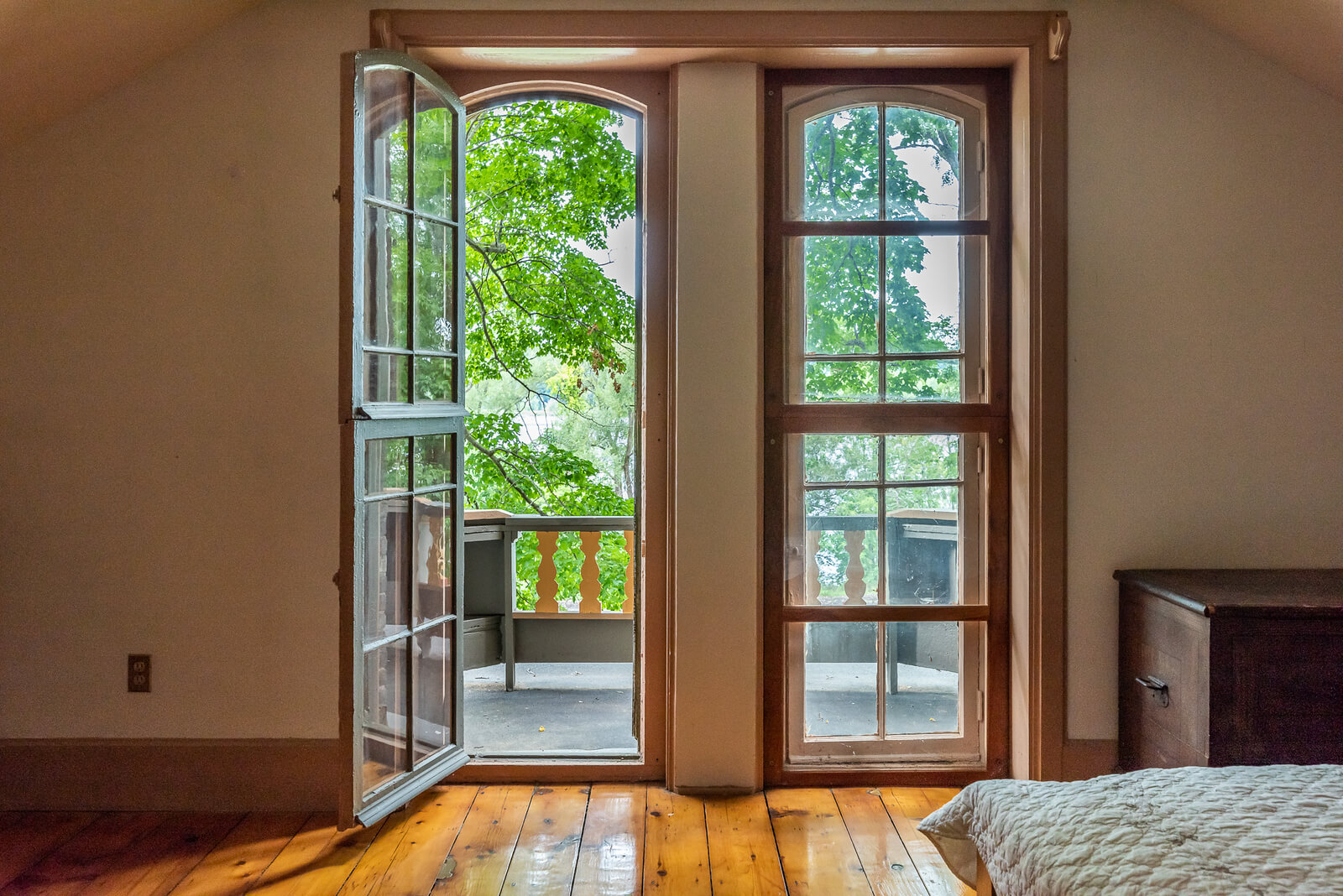 interior of 66 riverview street in stuyvesant ny