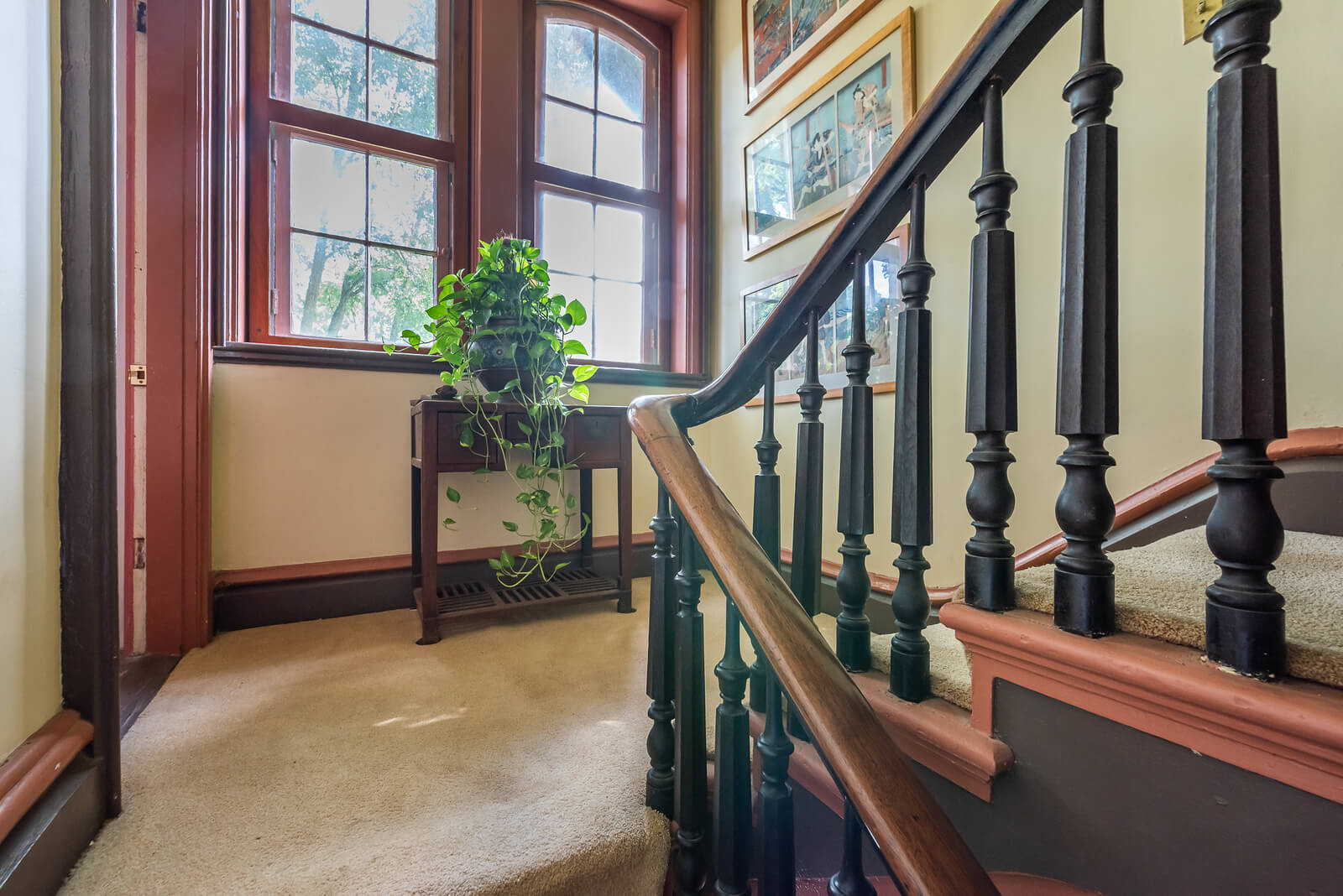 interior of 66 riverview street in stuyvesant ny