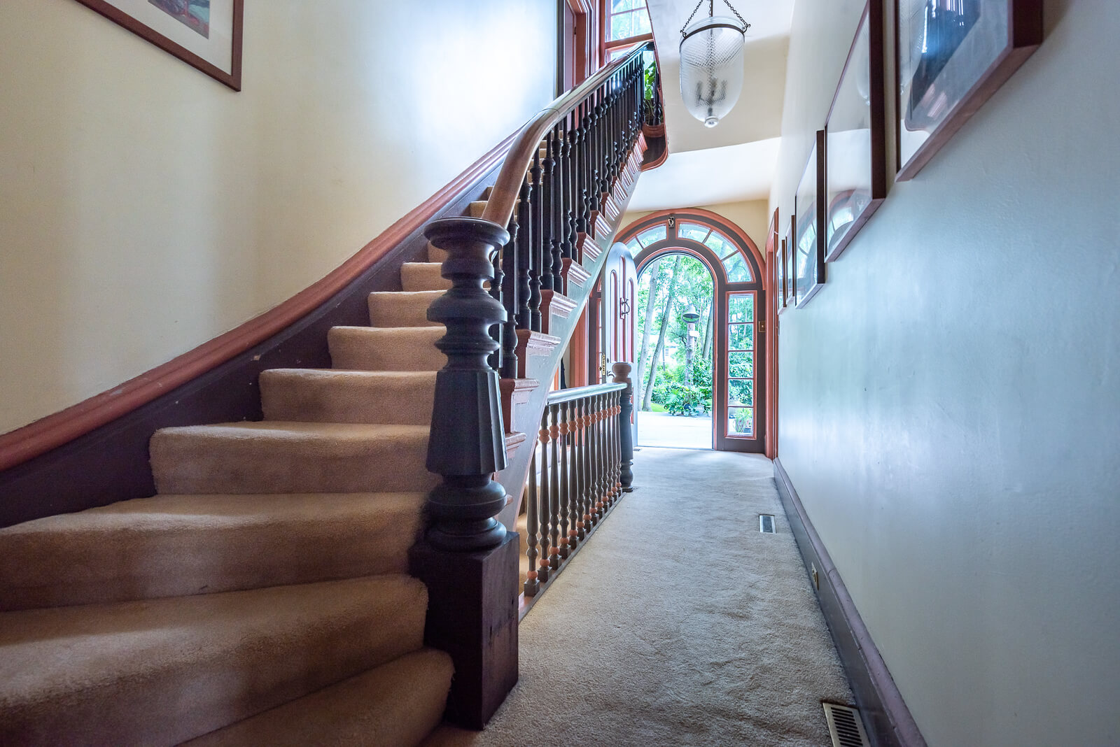 interior of 66 riverview street in stuyvesant ny