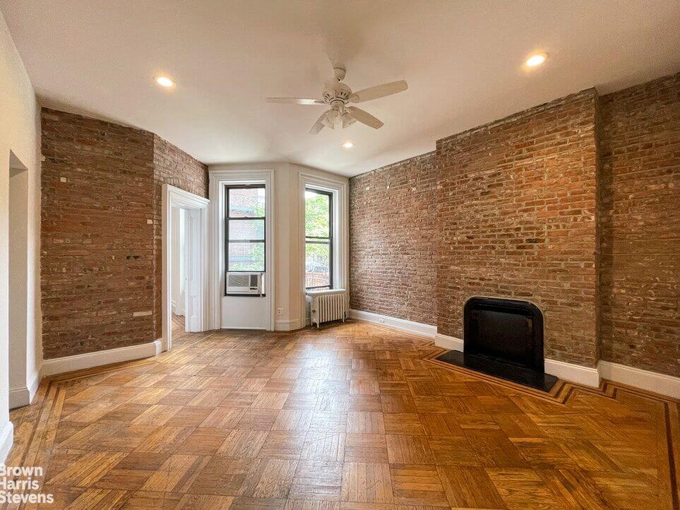 interior of 54 pierrepont street in brooklyn heights