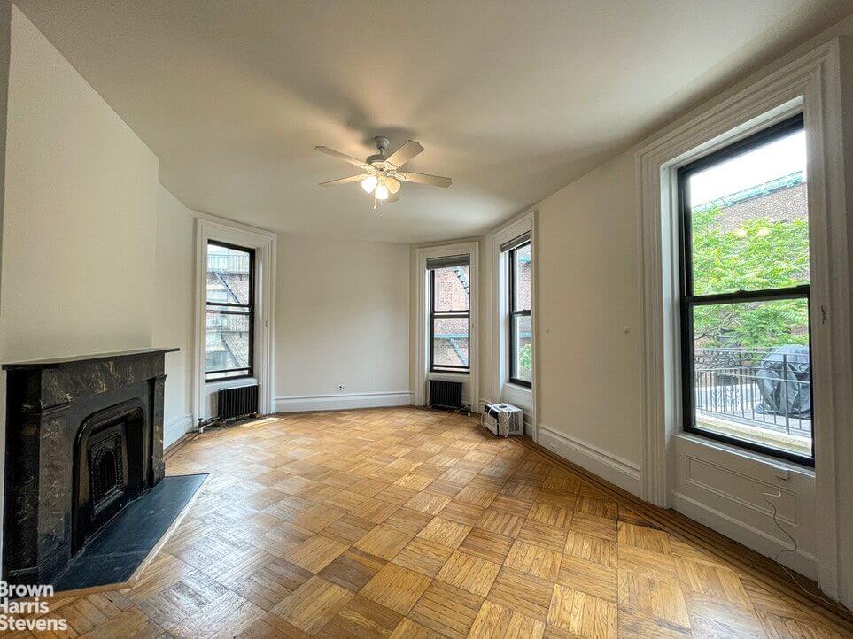 interior of 54 pierrepont street in brooklyn heights