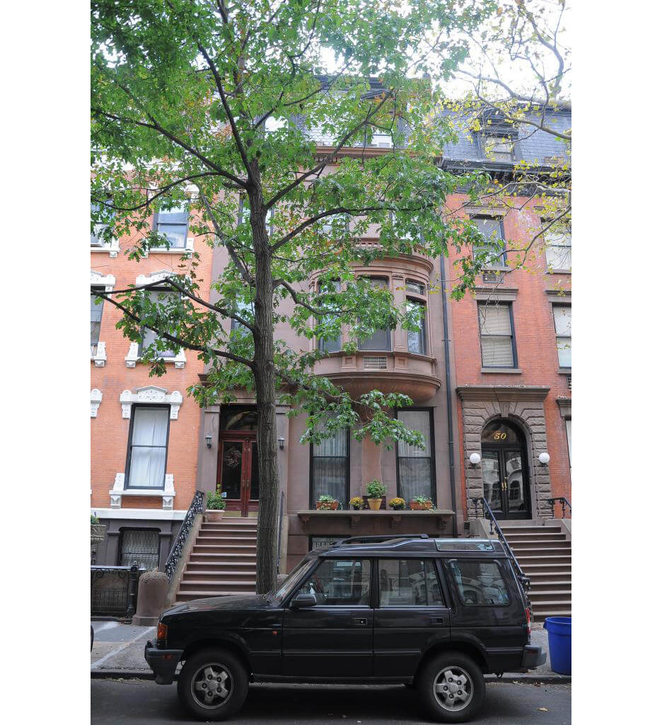 exterior of 54 pierrepont street in brooklyn heights