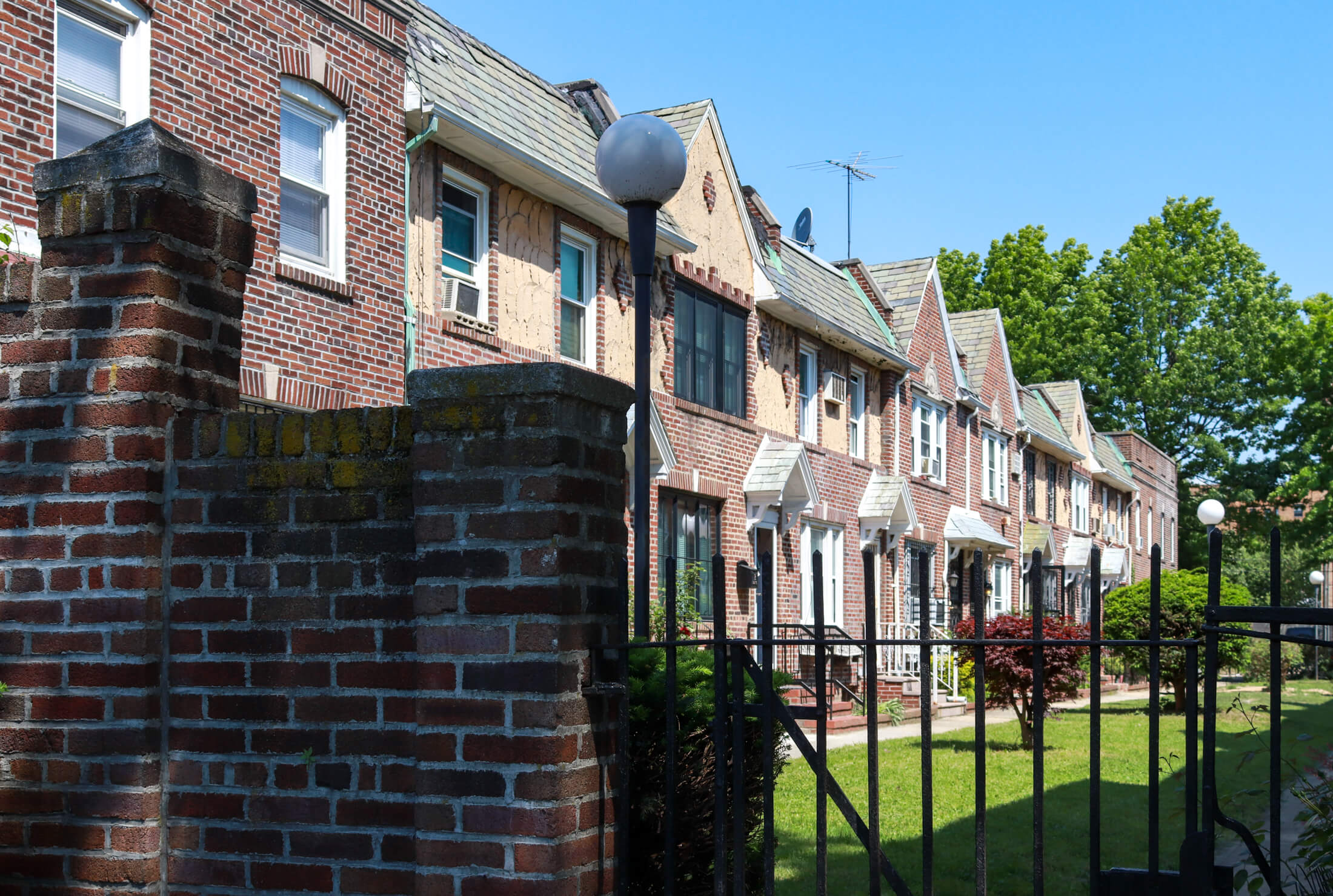 coral gardens in flatbush brooklyn