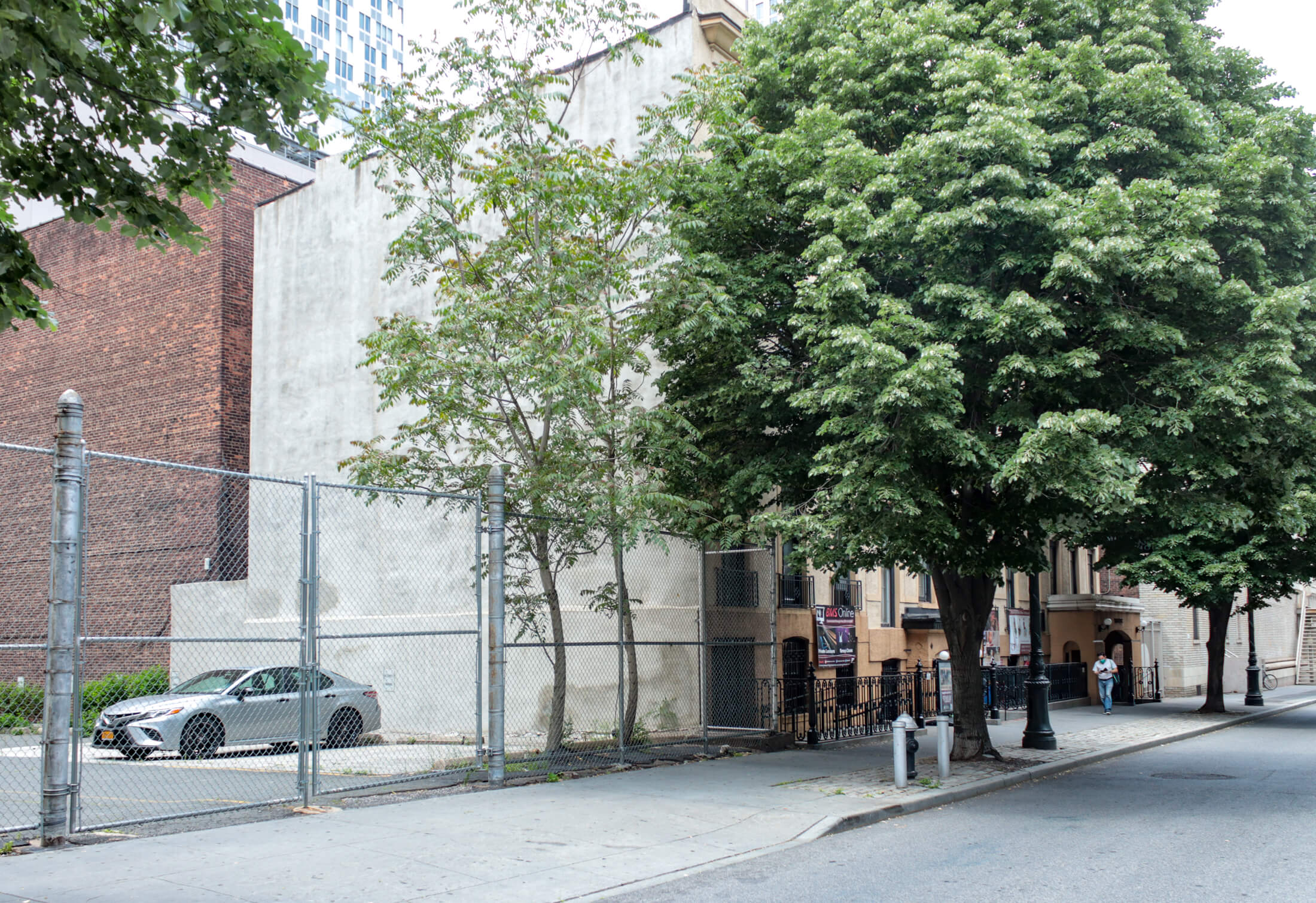 view of the parking lot and the brooklyn music school