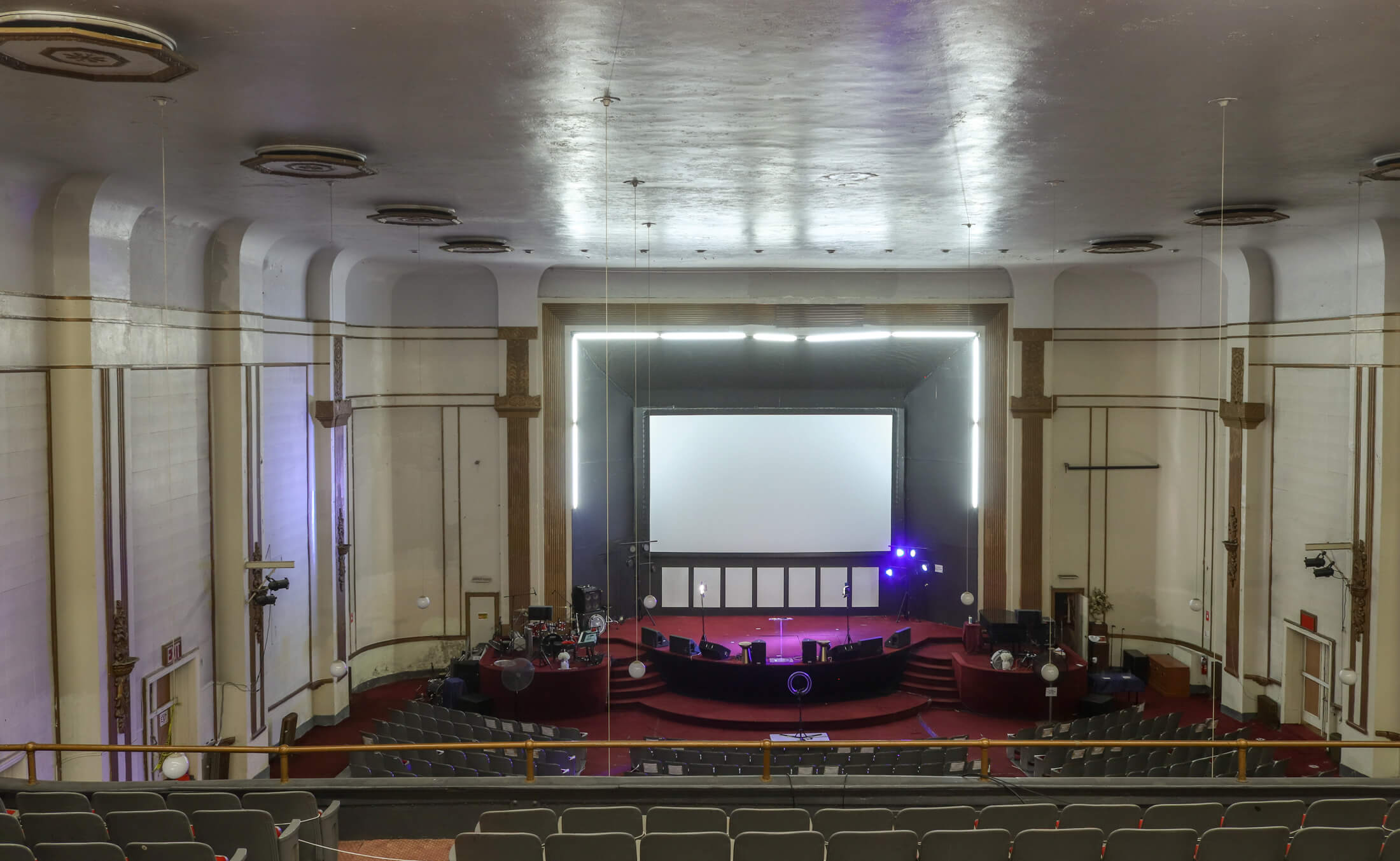 interior of the rialto theater flatbush