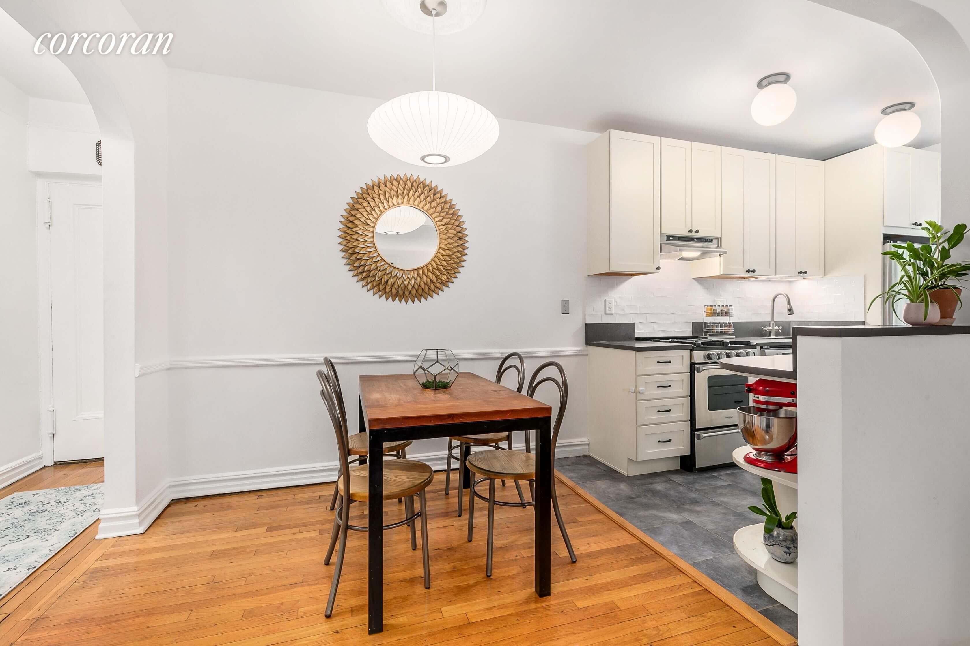 interior of apartment 2c at 72 orange street in brooklyn heights