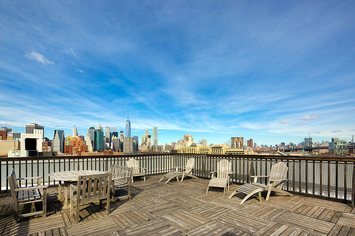 roof deck at 72 orange street in brooklyn heights