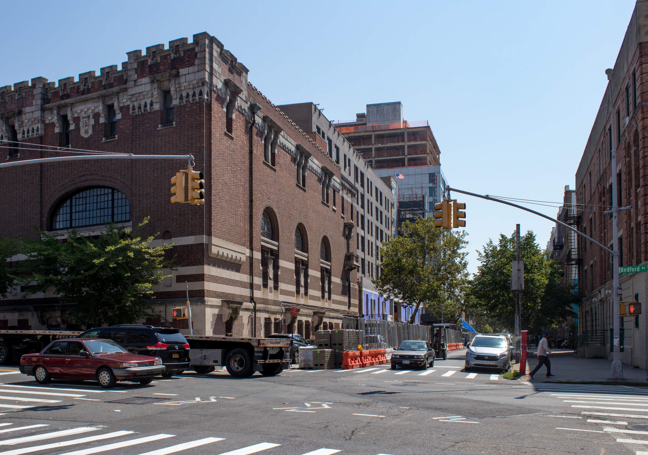 exterior of bedford union armory