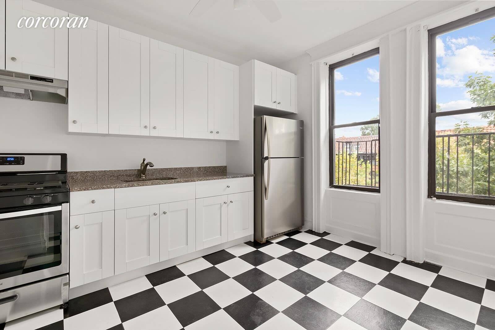 interior of 4f in 582 5th street brooklyn