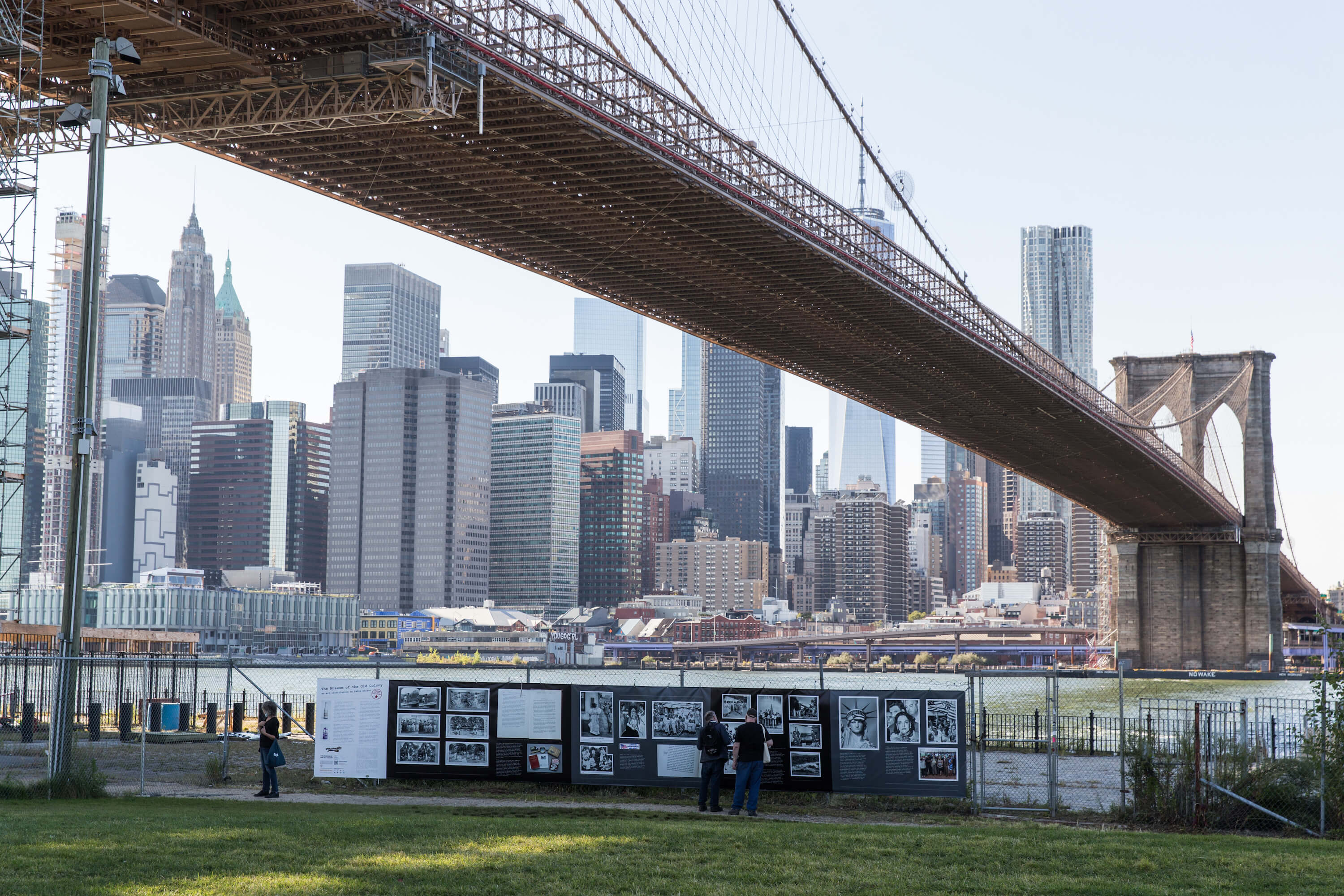 brooklyn bridge and photo festival