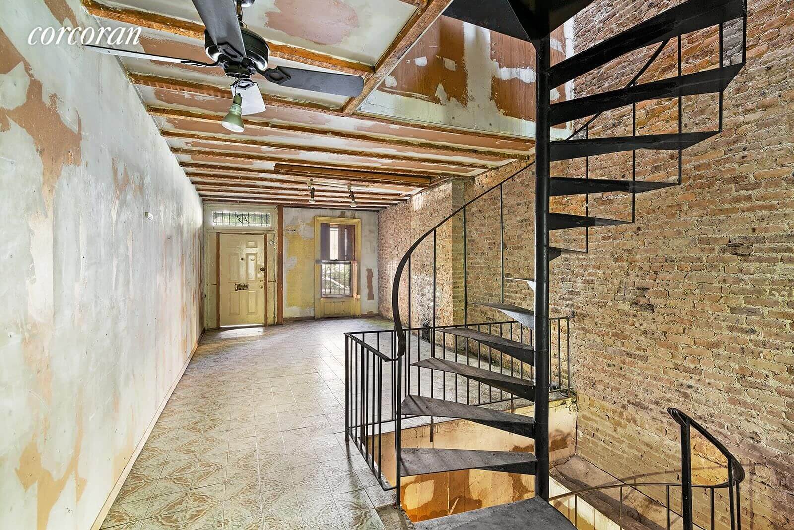 interior of 43 cambridge place