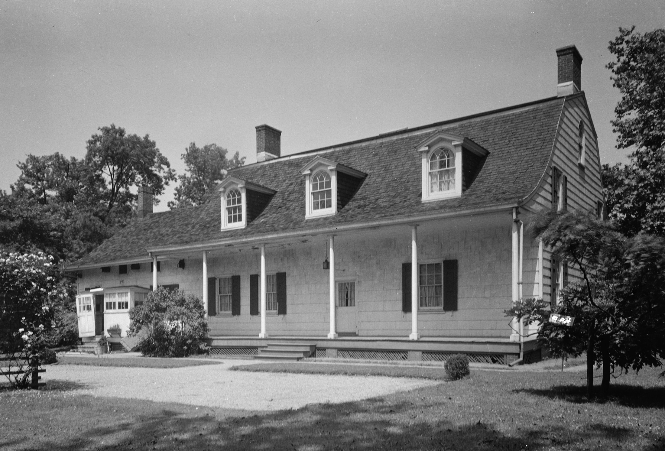 exterior of lefferts house in 1936