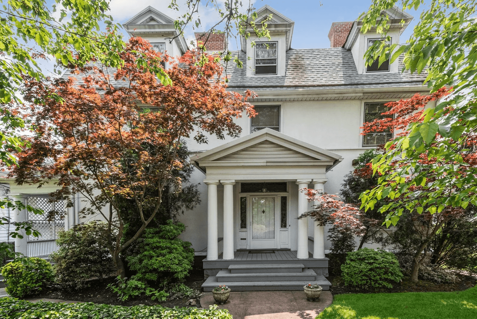 exterior of 1144 84th street