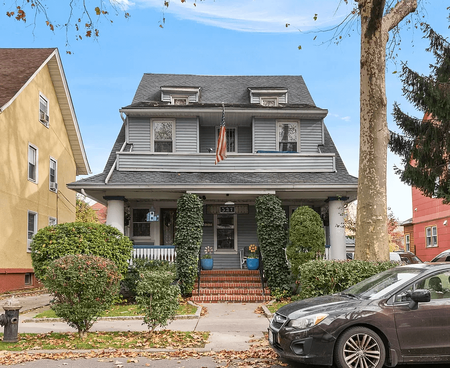 exterior of 327 Marlborough Road