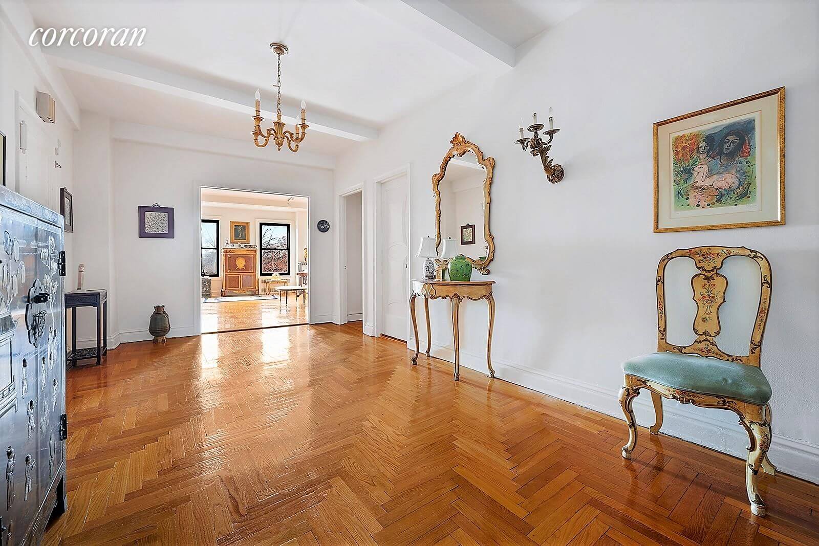 interior of apt 4b 135 eastern parkway