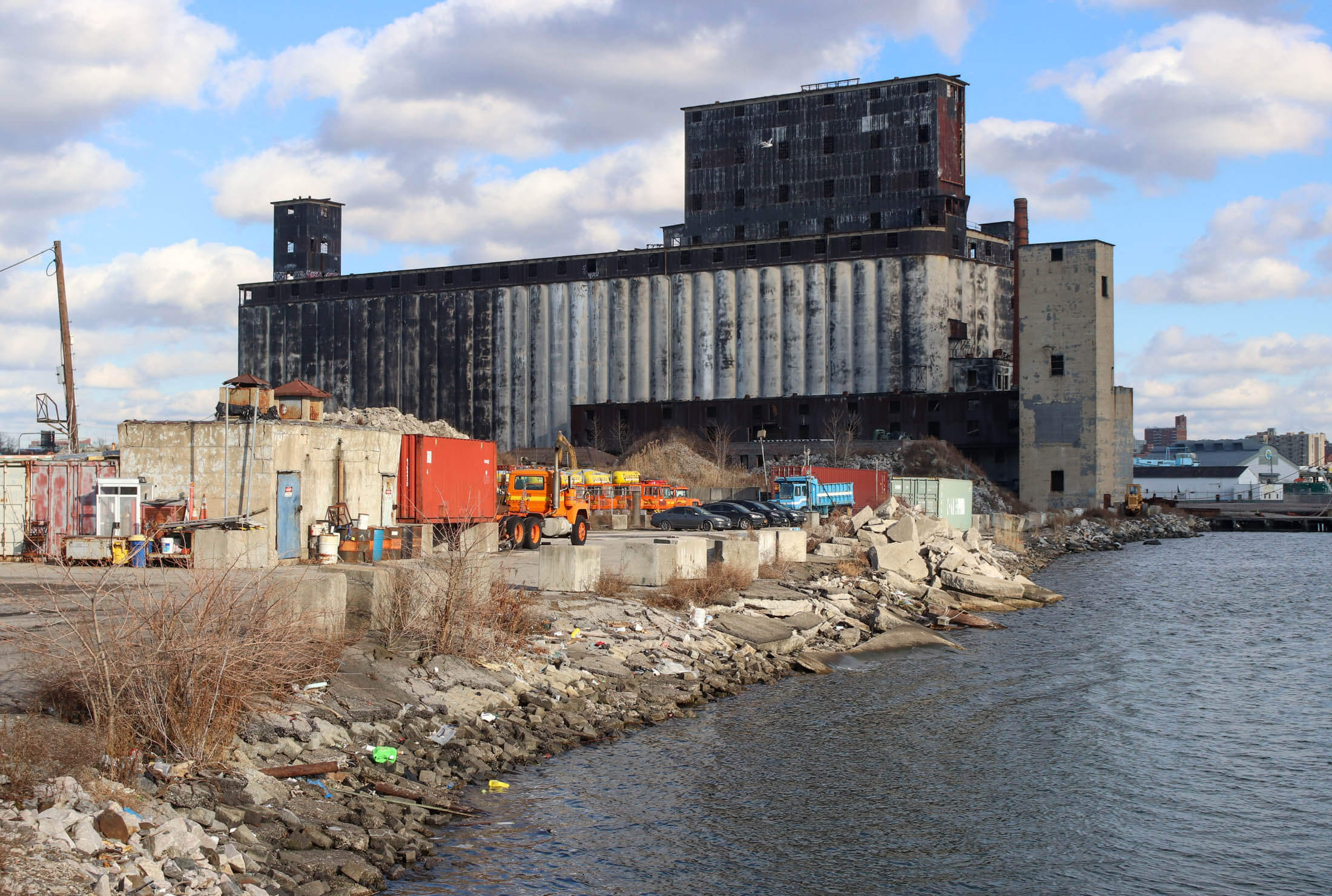 red hook grain terminal