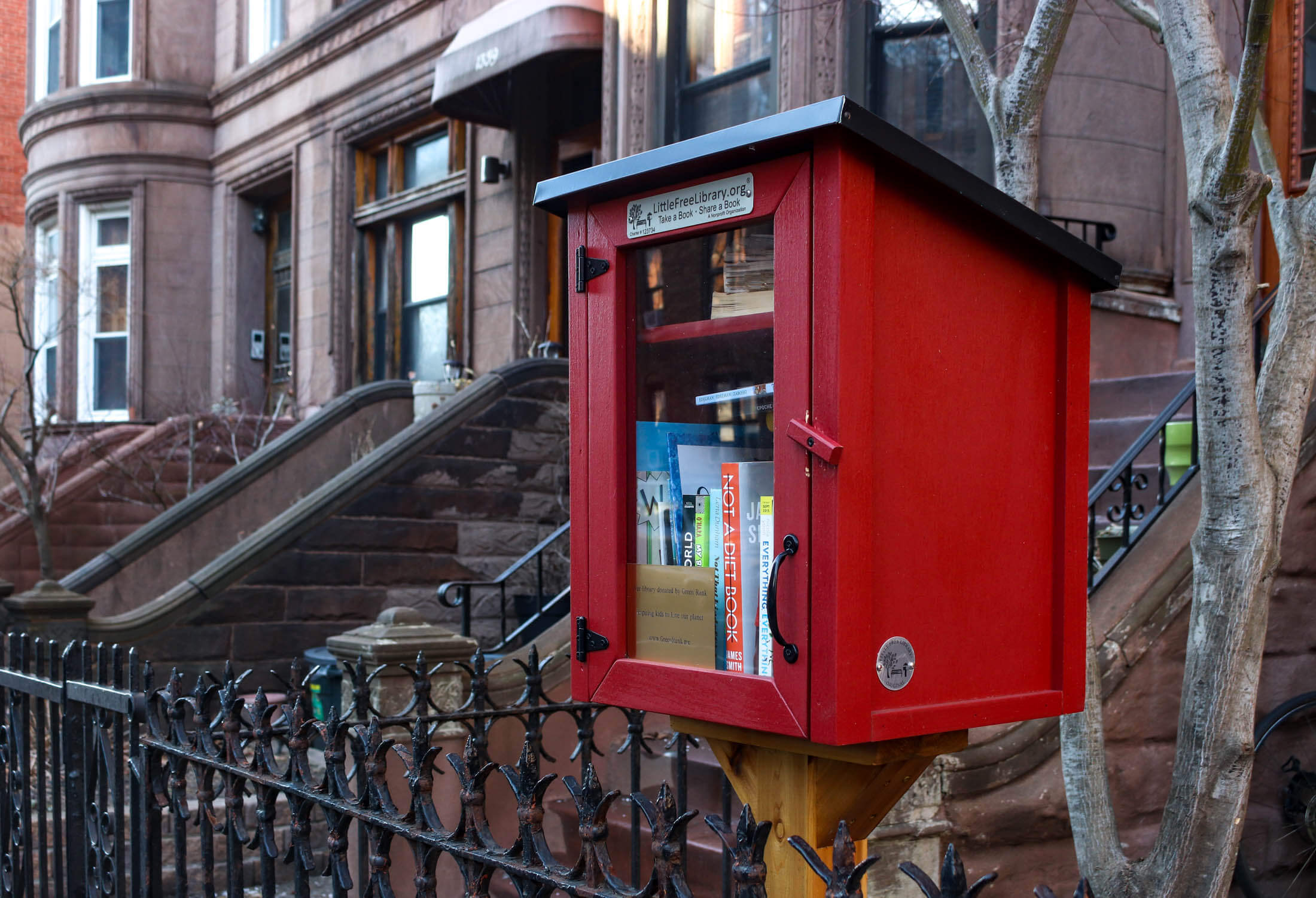 a mini free library