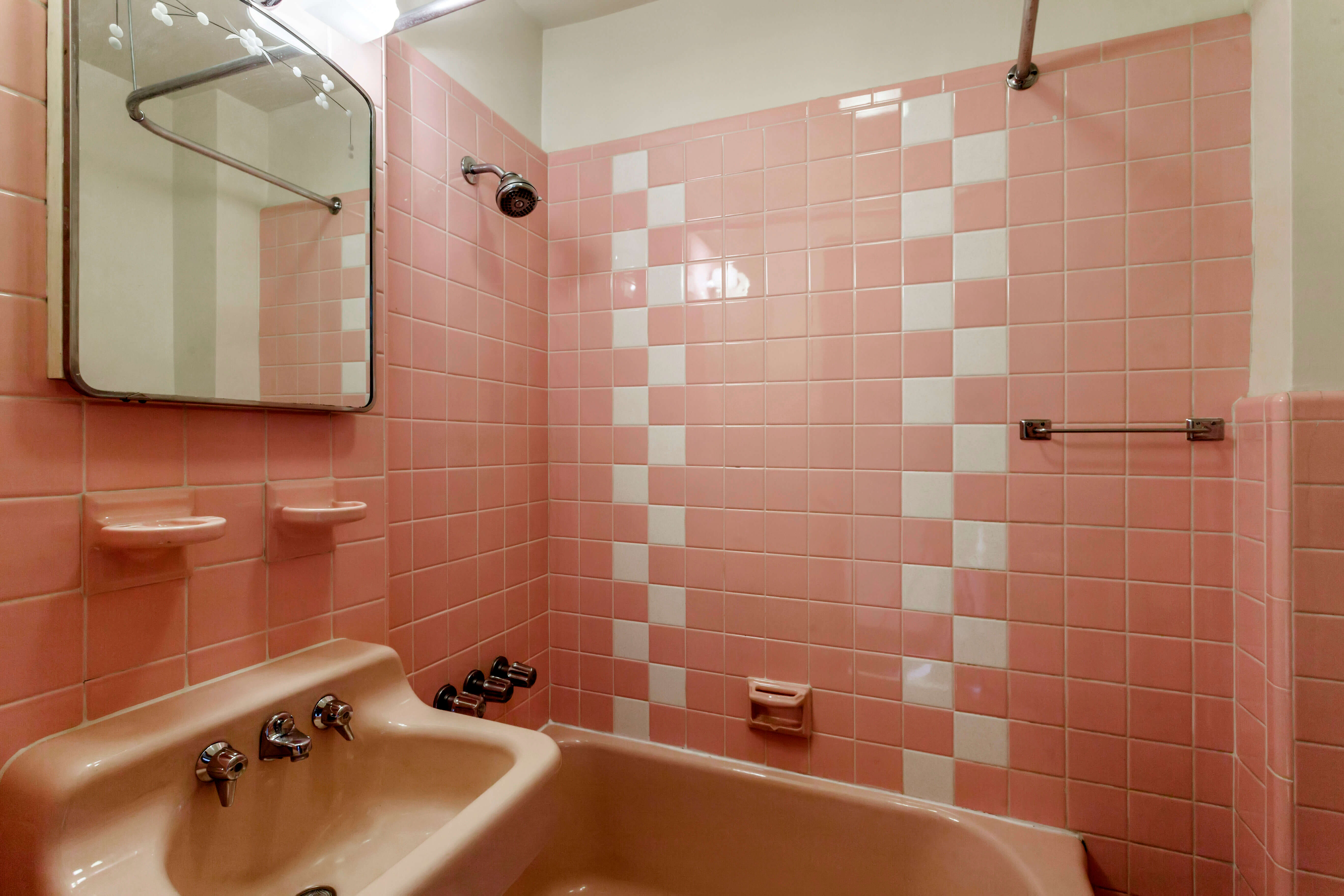 interior of unit 2 518 58th street