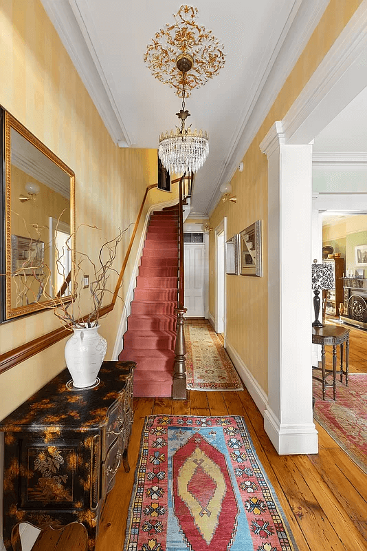 interior of 60 joralemon street