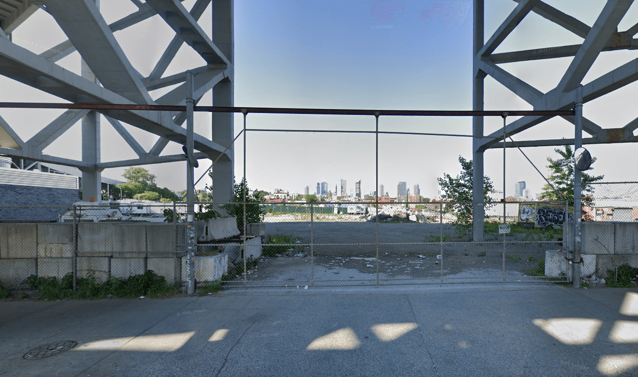 view of empty lot