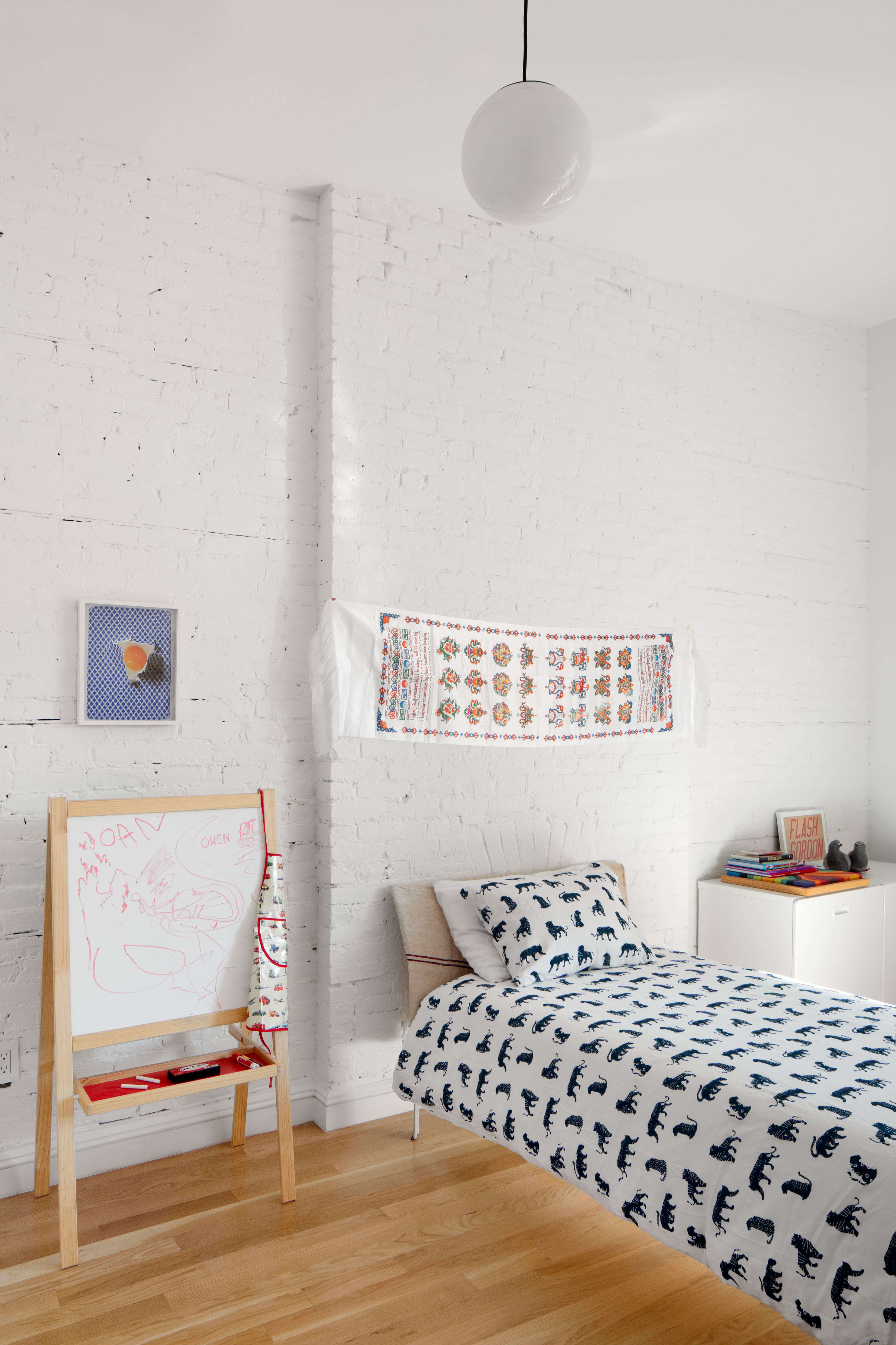 Brooklyn guest room