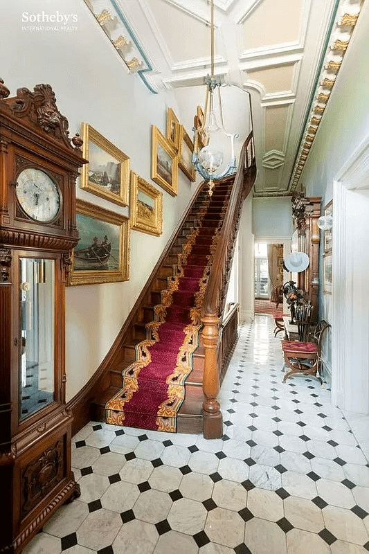 interior of 77 columbia heights