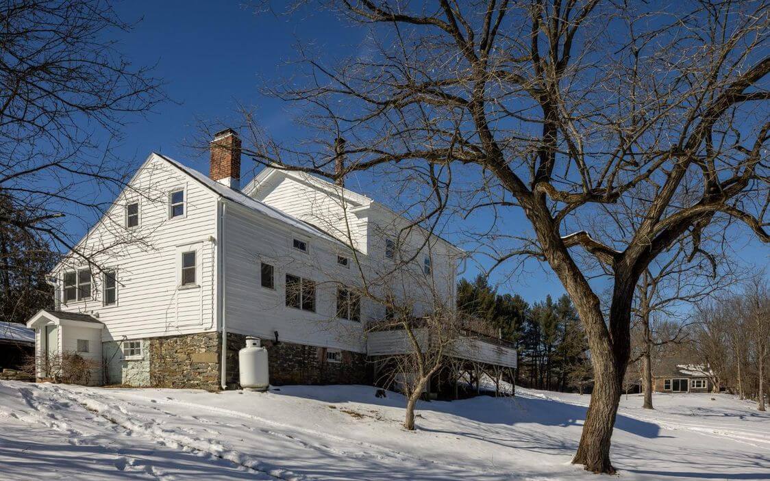 exterior of 66 county route 25a stuyvesant falls