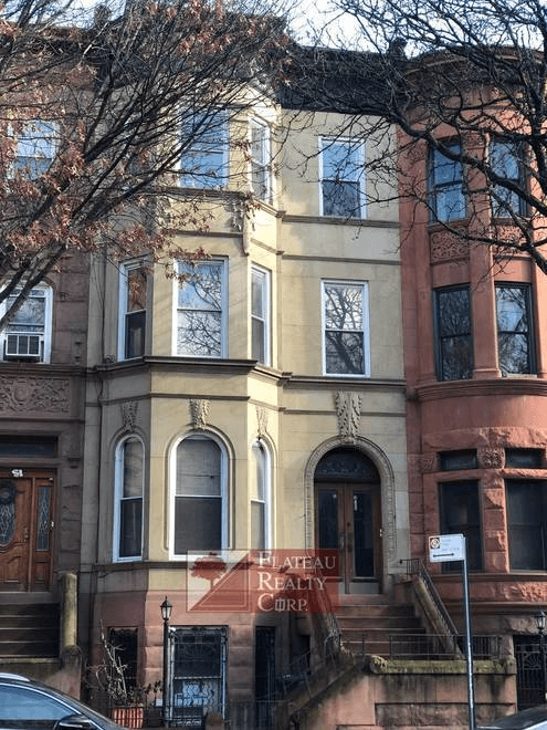 exterior of 255 stuyvesant