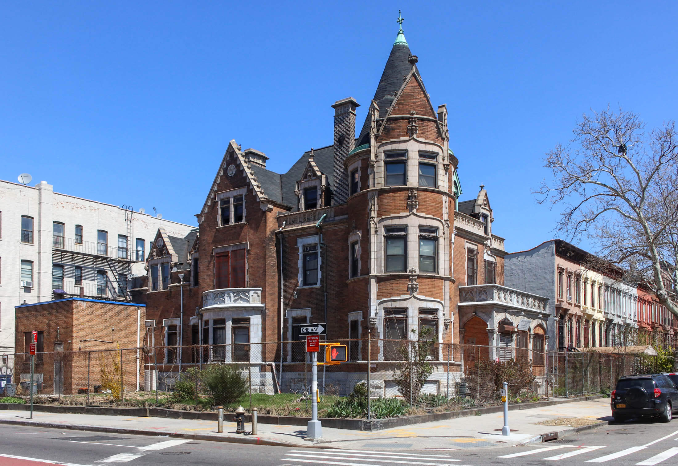 joseph dangler house at 441 willoughby avenue