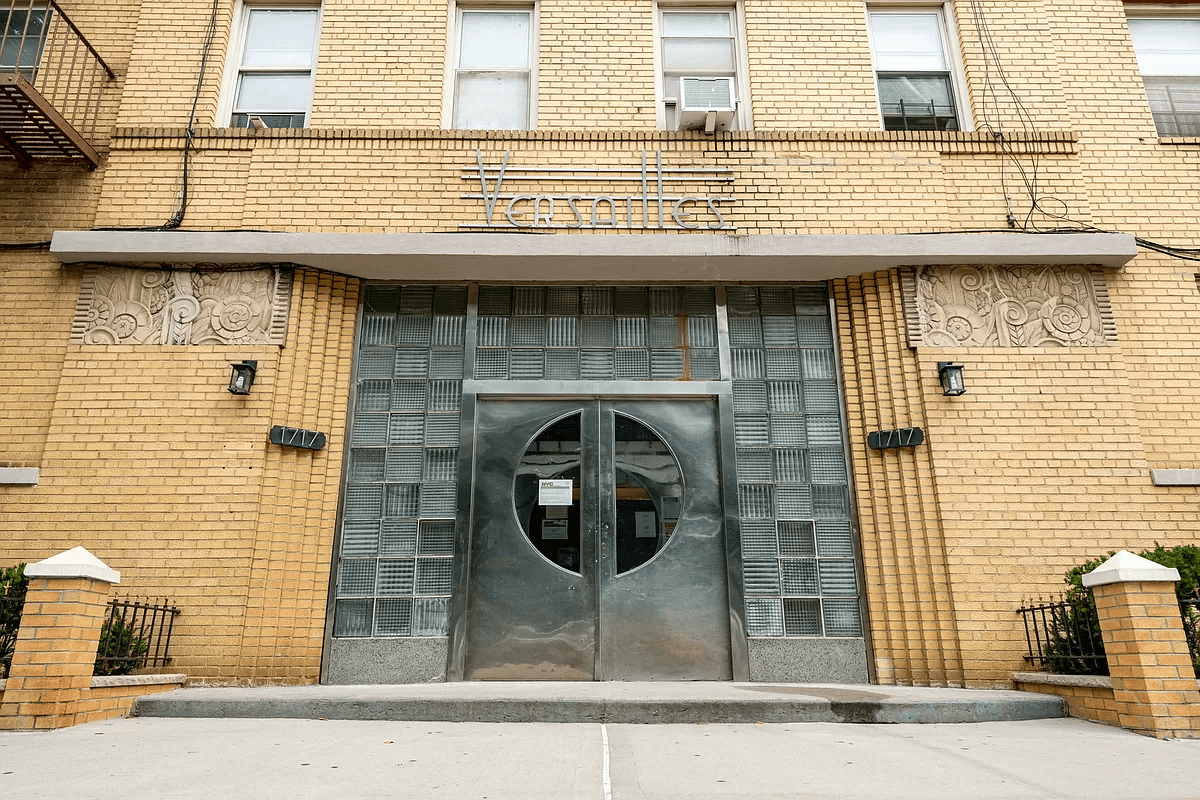 exterior of 1717 avenue n