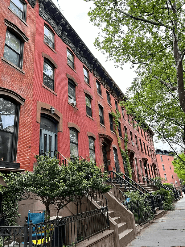 exterior of 237 st james place
