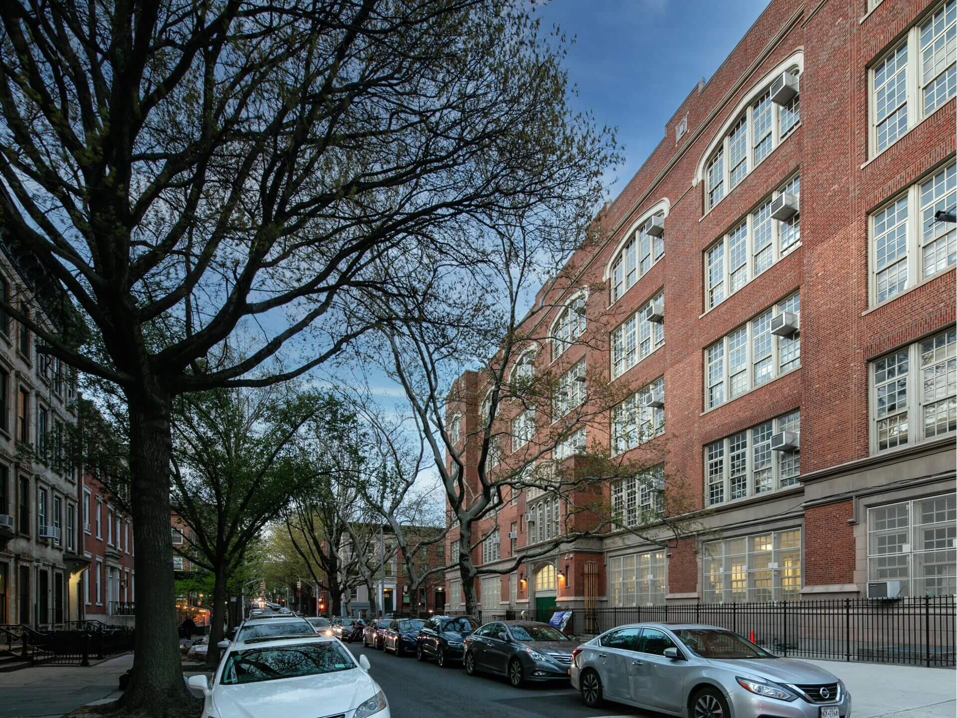 Townhouse for sale in Brooklyn Cobble Hill 414 Henry St