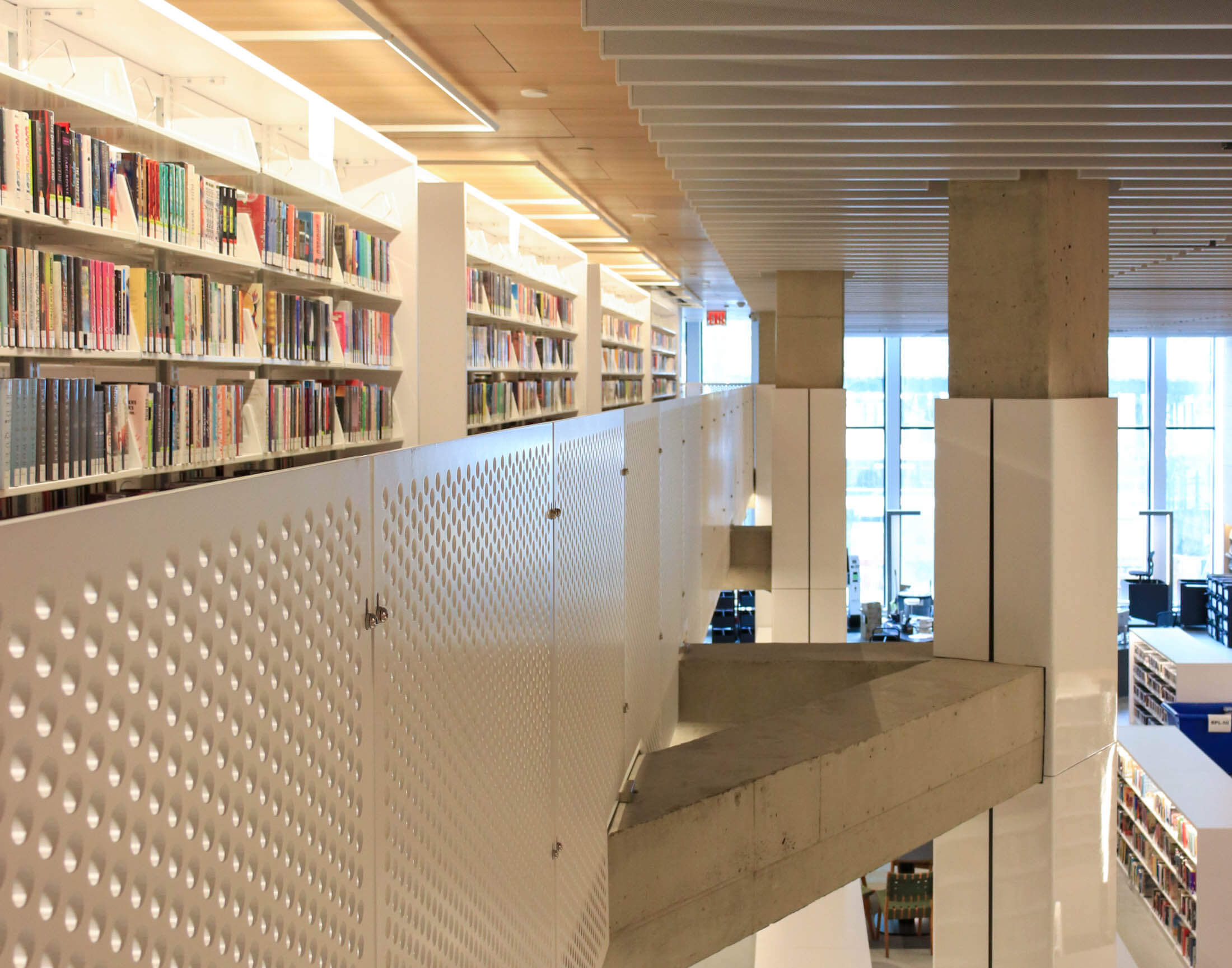 interior of brooklyn heights library