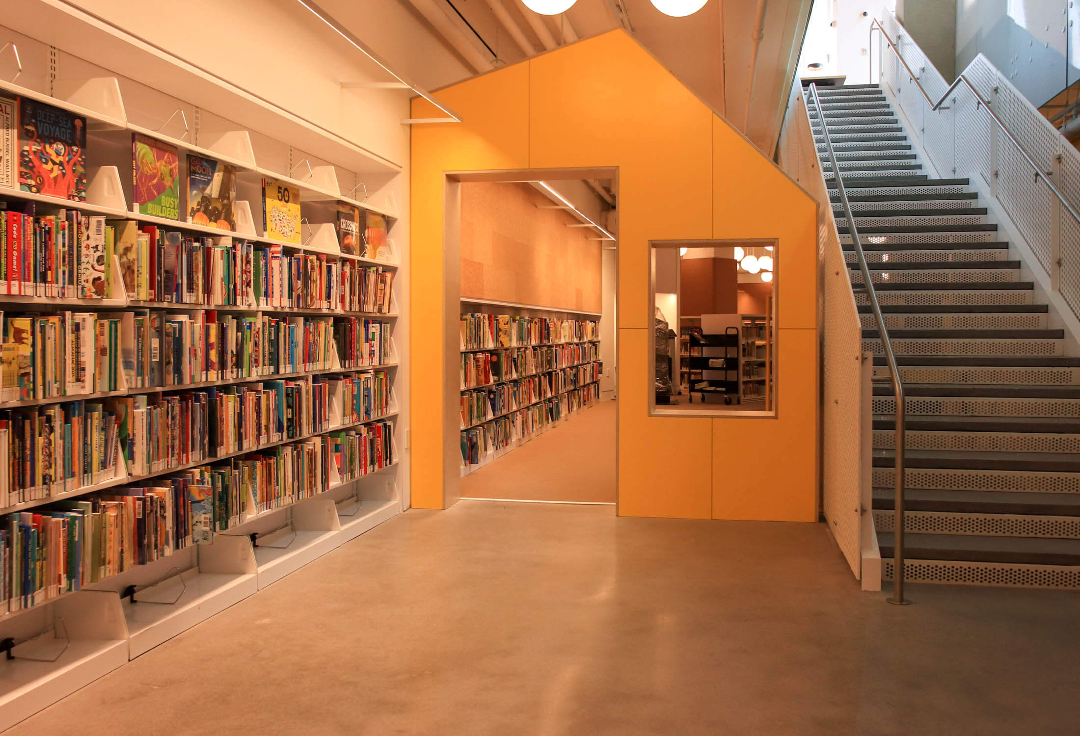 interior of brooklyn heights library