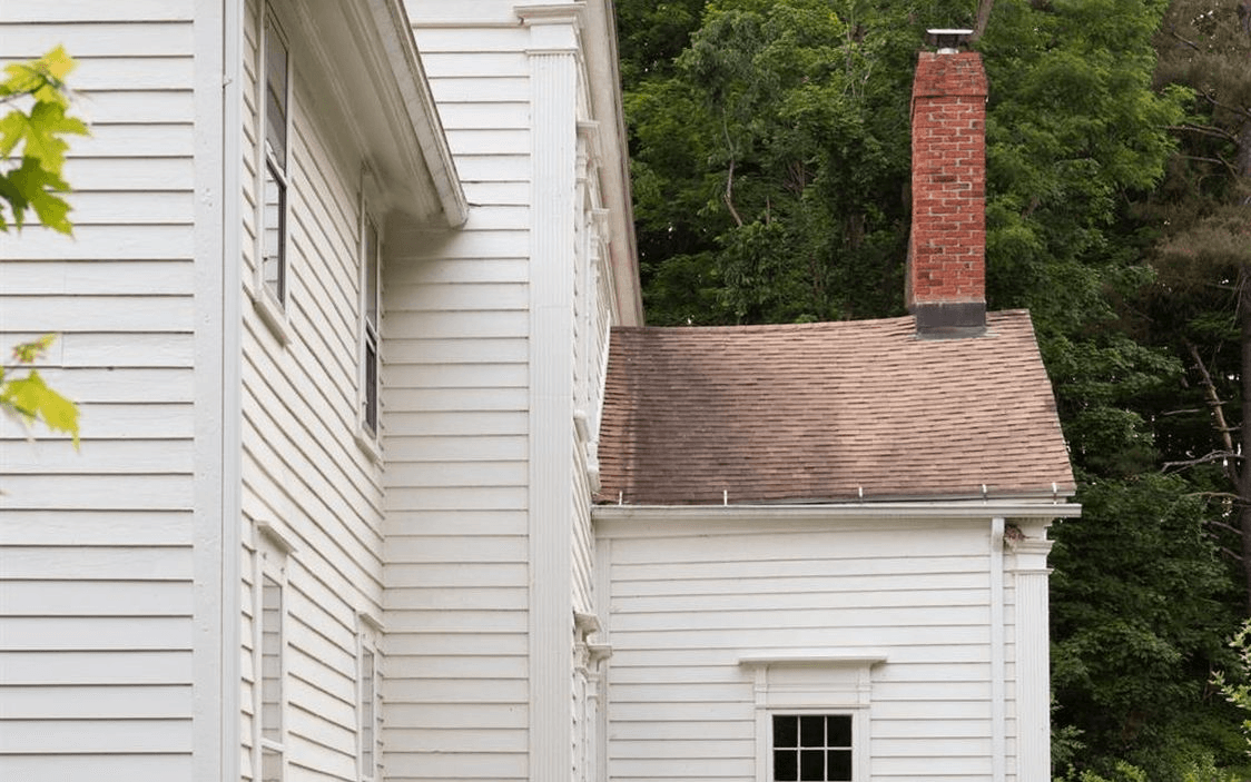 exterior of 23 lovers lane chatham center