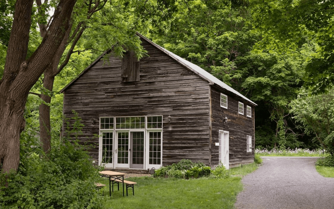 Interior of studio at 23 lovers lane chatham center