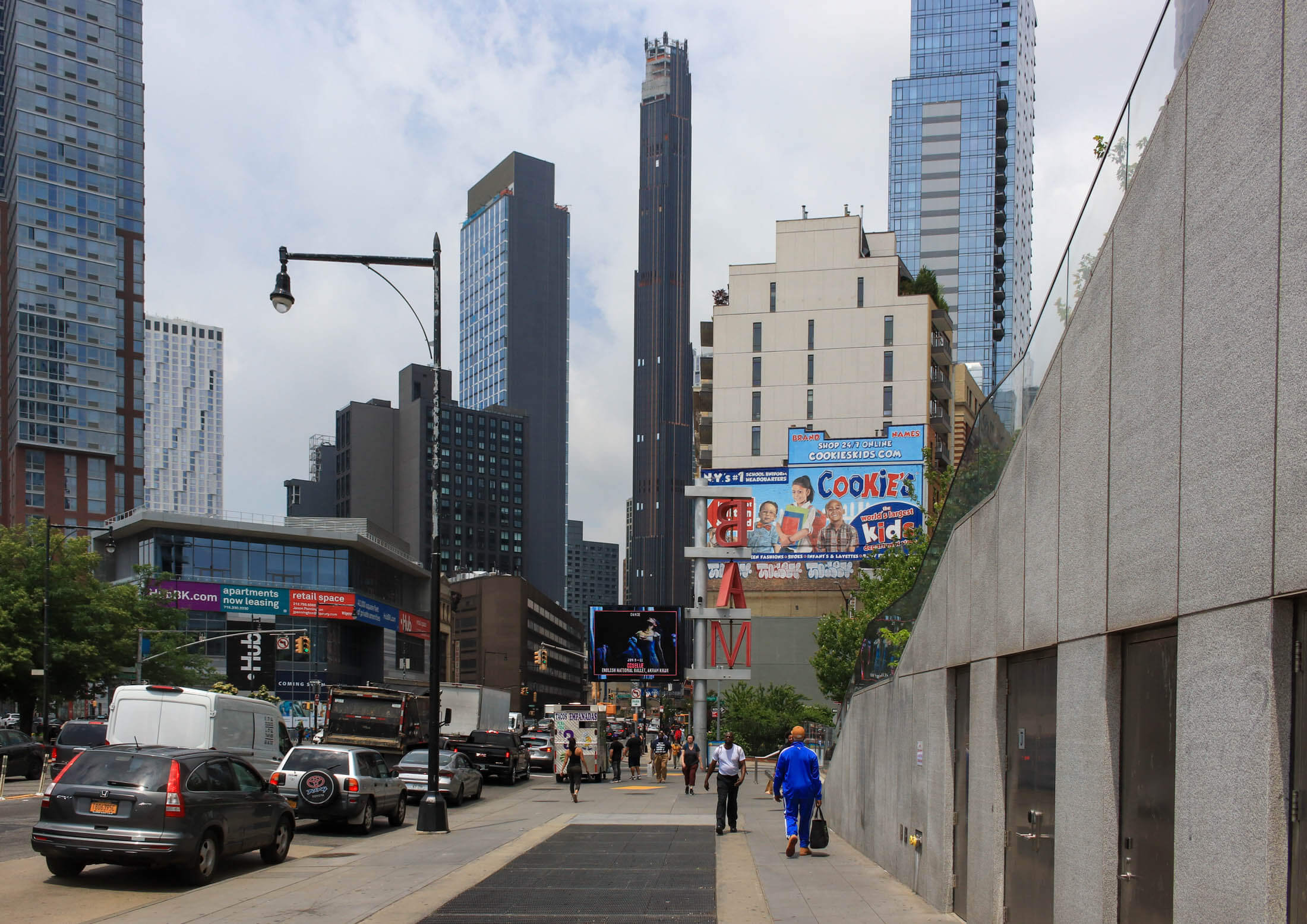 flatbush avenue looking toward downtown brooklyn