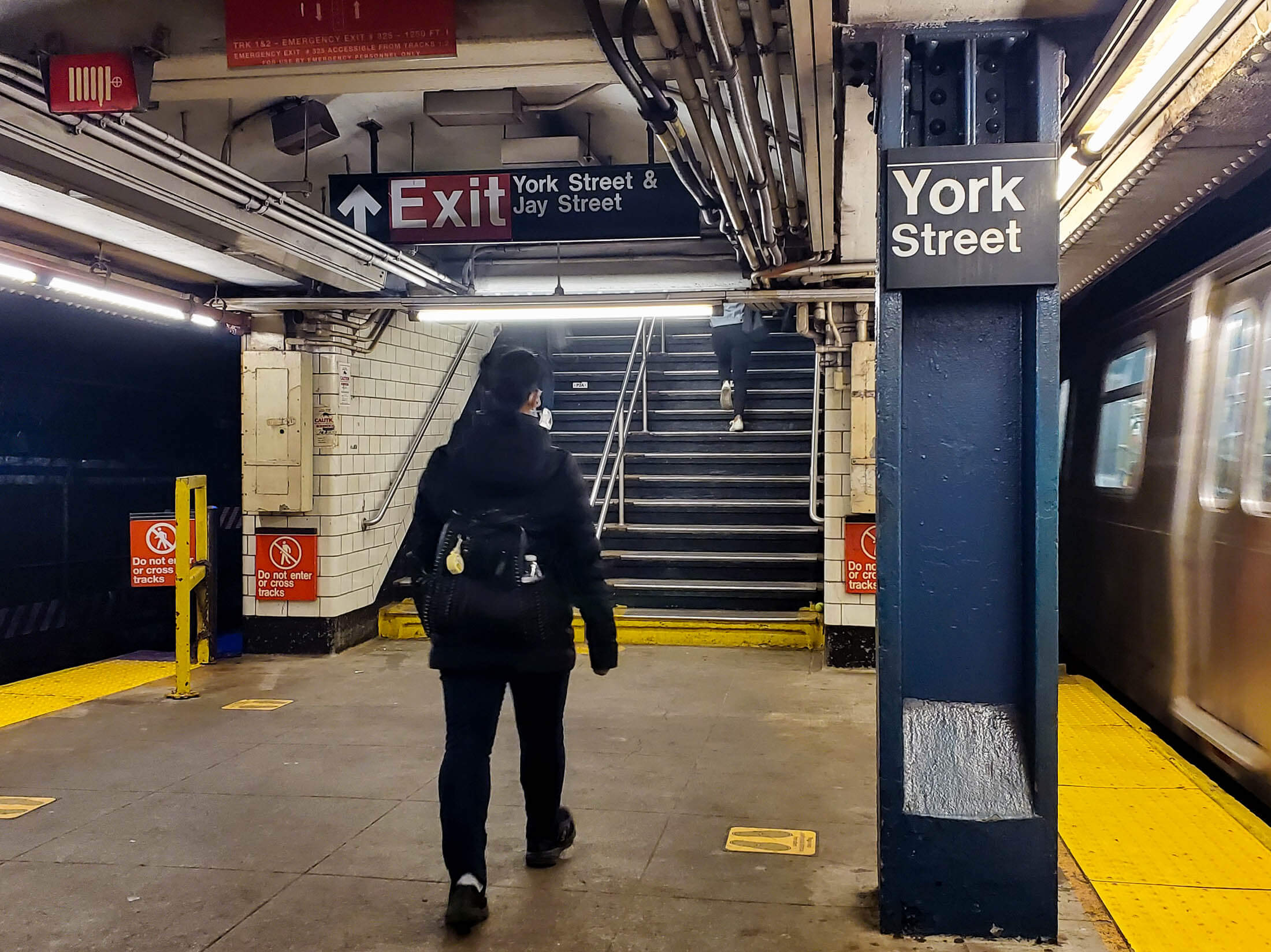 york street subway station
