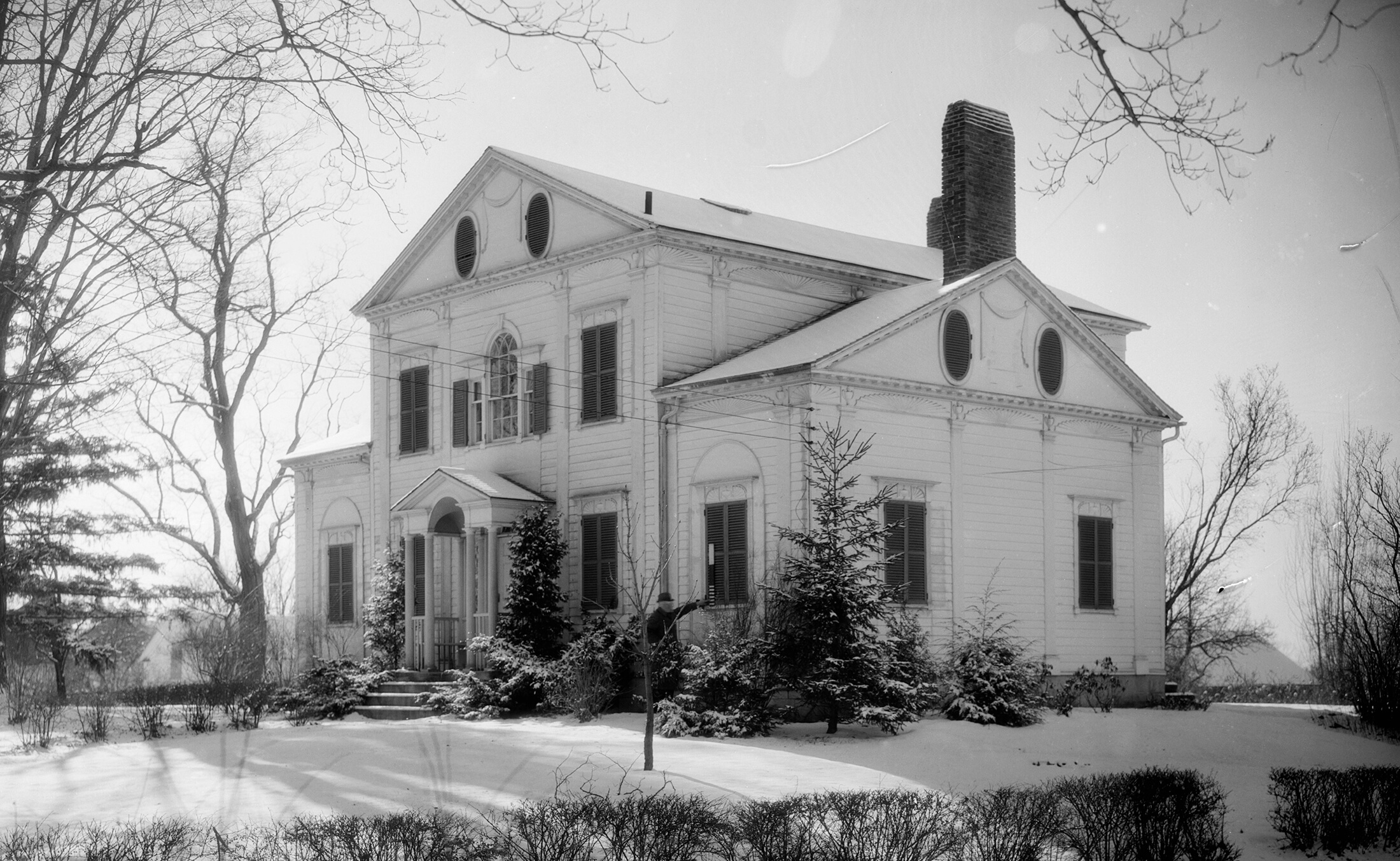 exterior of anson pratt house