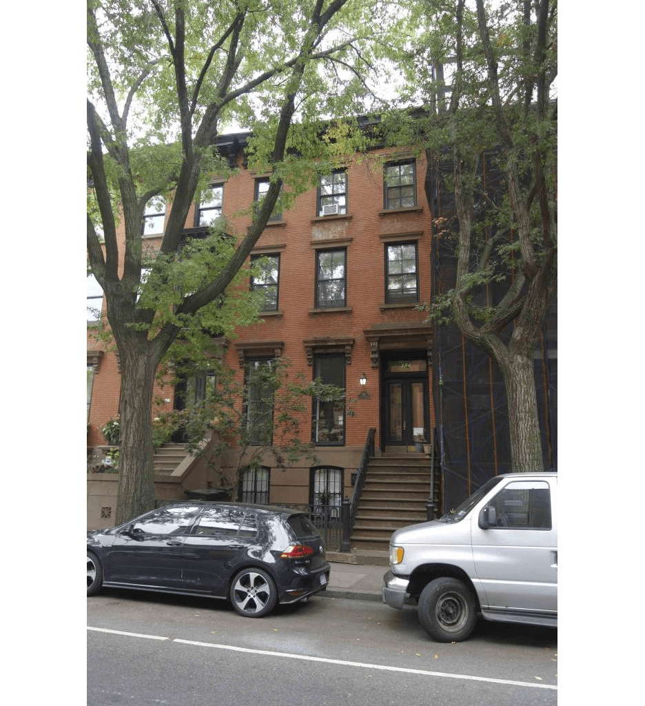 exterior of 154 lafayette avenue