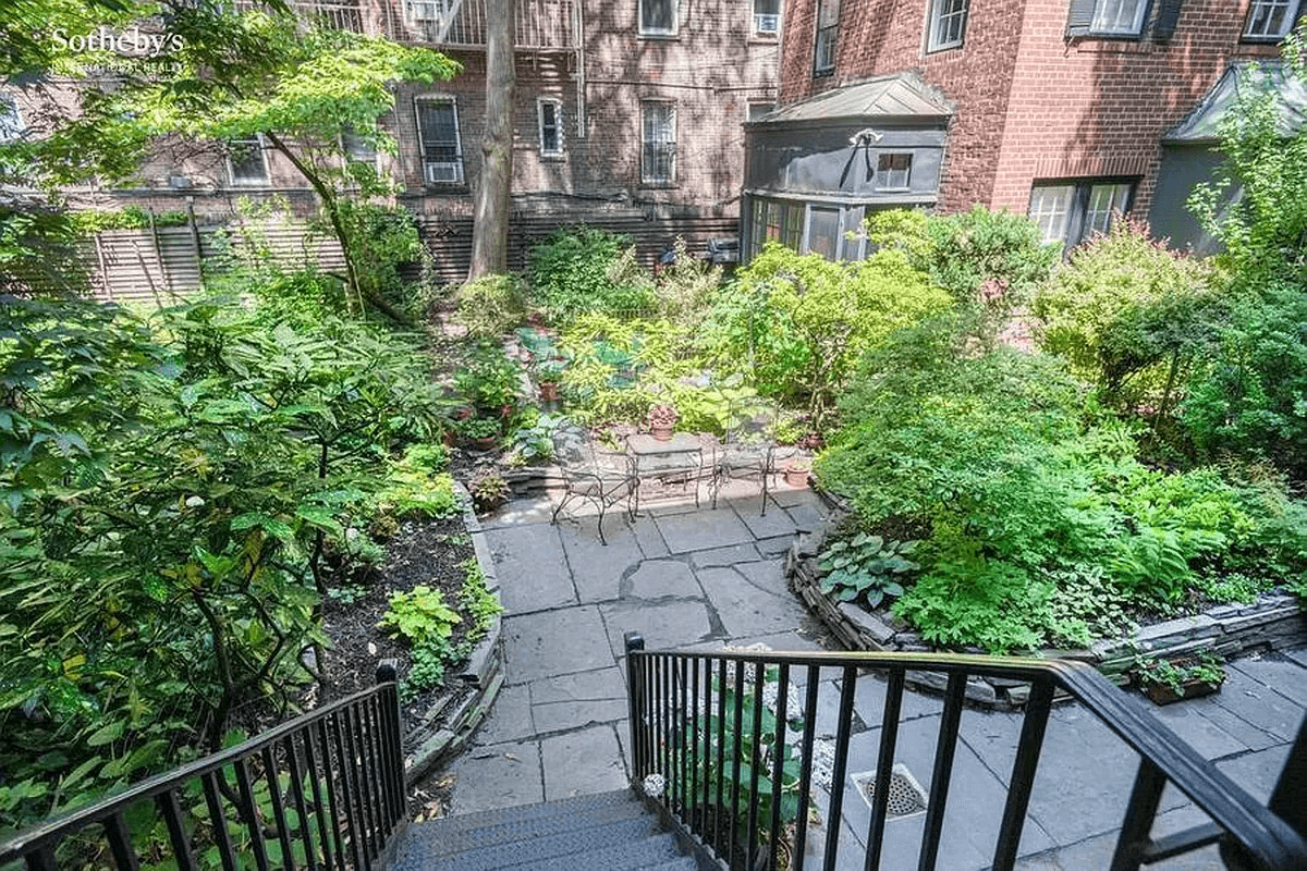 exterior of 42 willow street