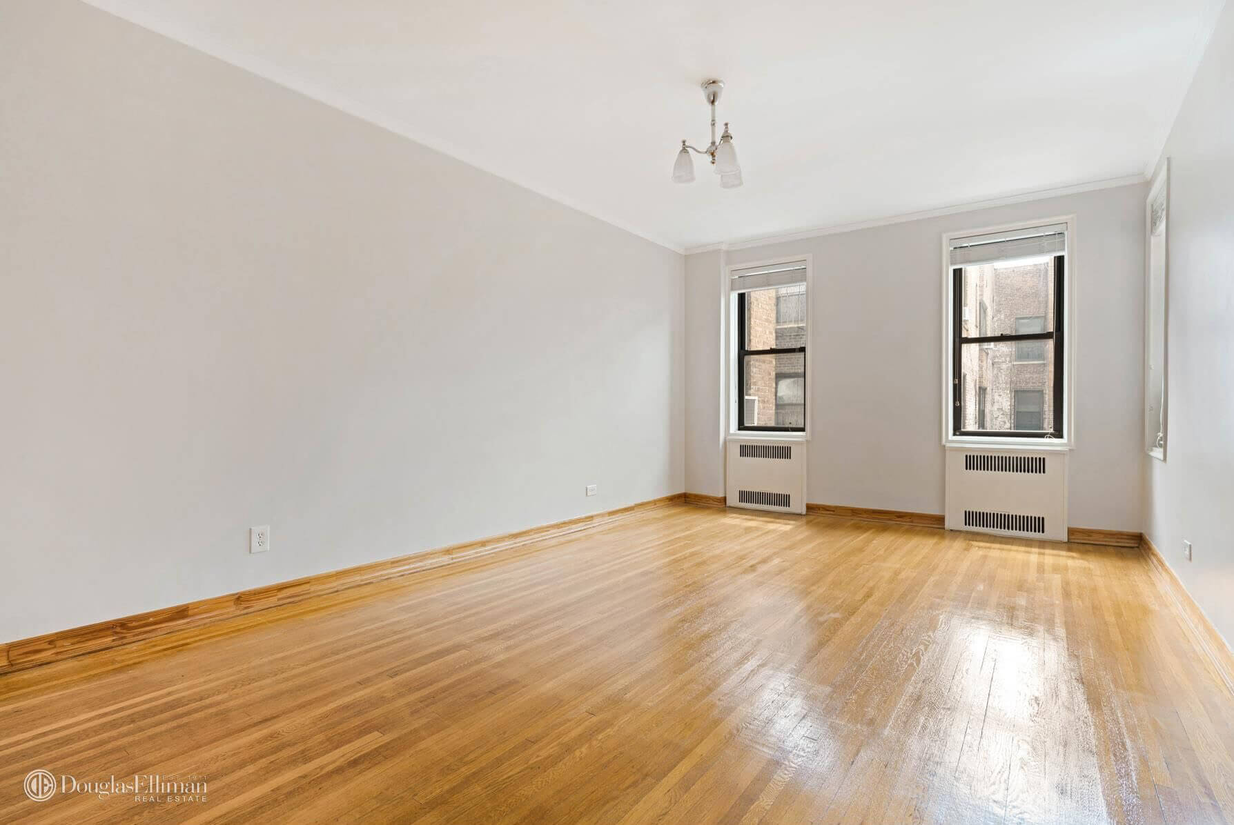 interior of unit5 d at 657 east 26th street