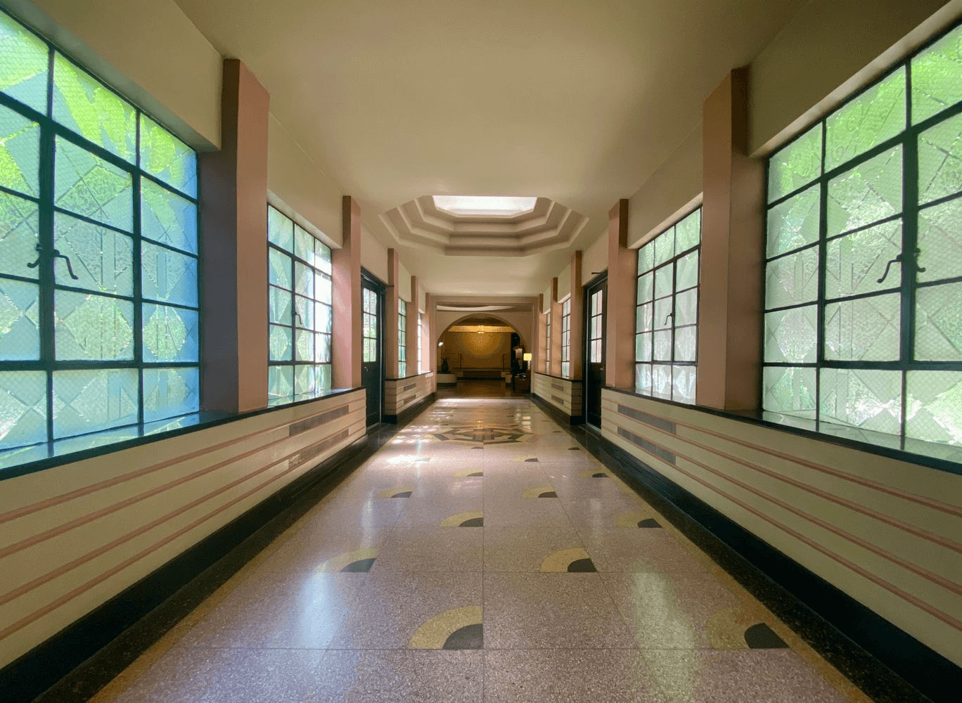 lobby interior 140 8th avenue