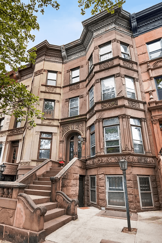 exterior of 304 park place